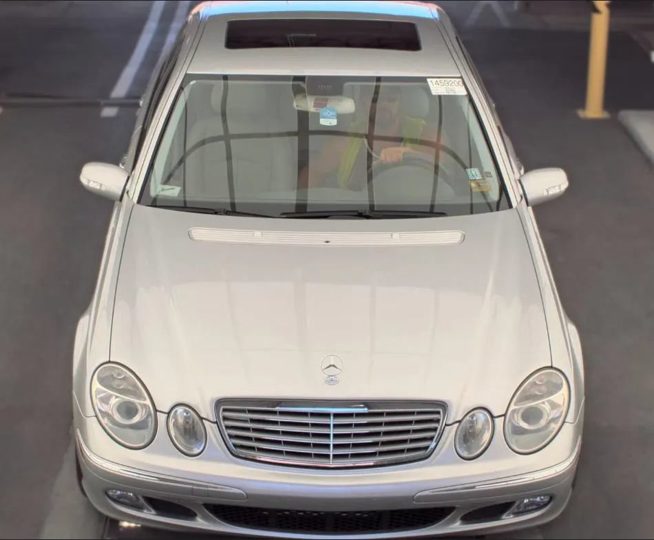 Used 2005 Mercedes-Benz E 320 Sedan w/ Sunroof Pkg image 2