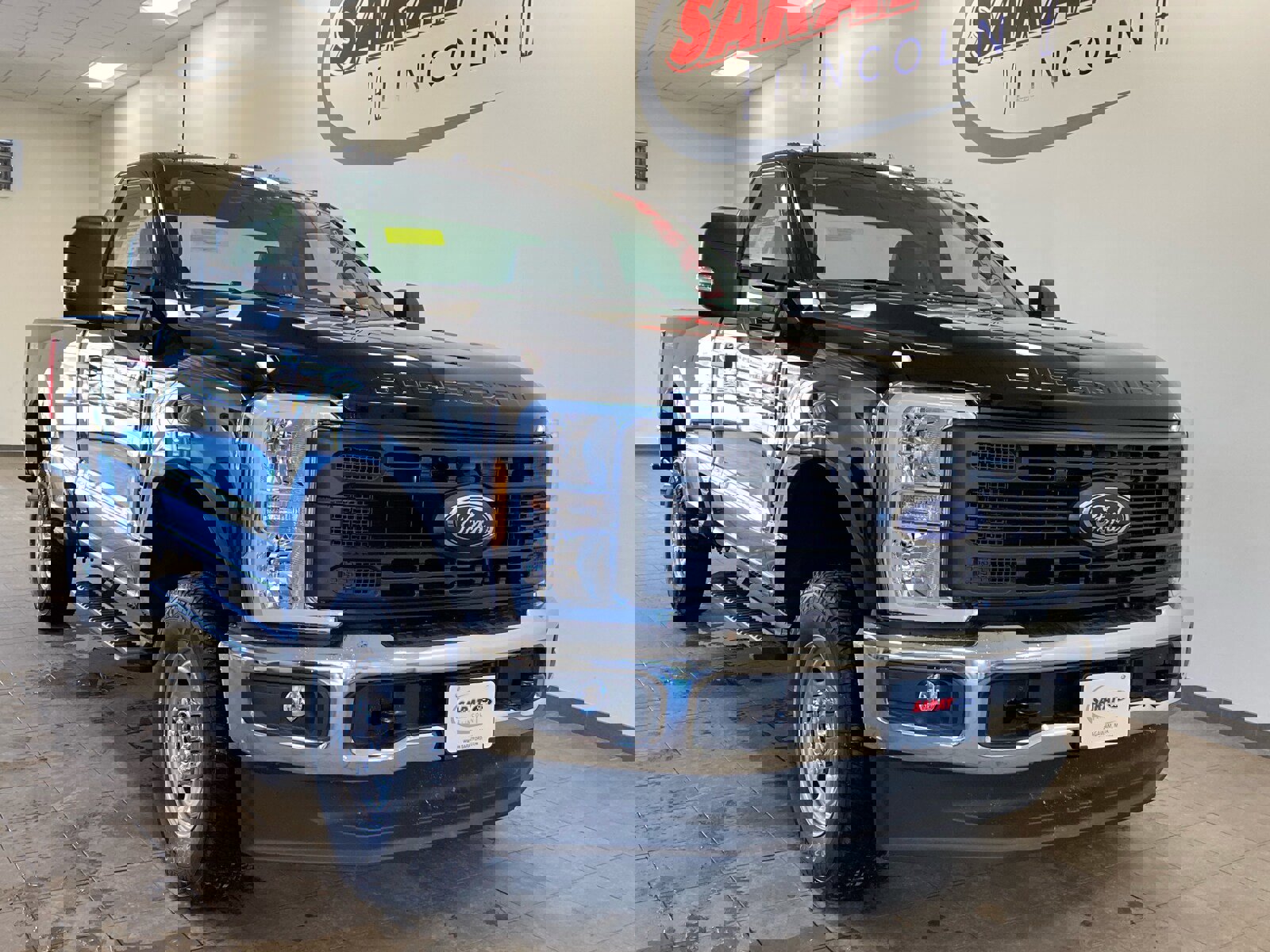 New 2026 Ford F250 XL w/ XL Chrome Package image 2