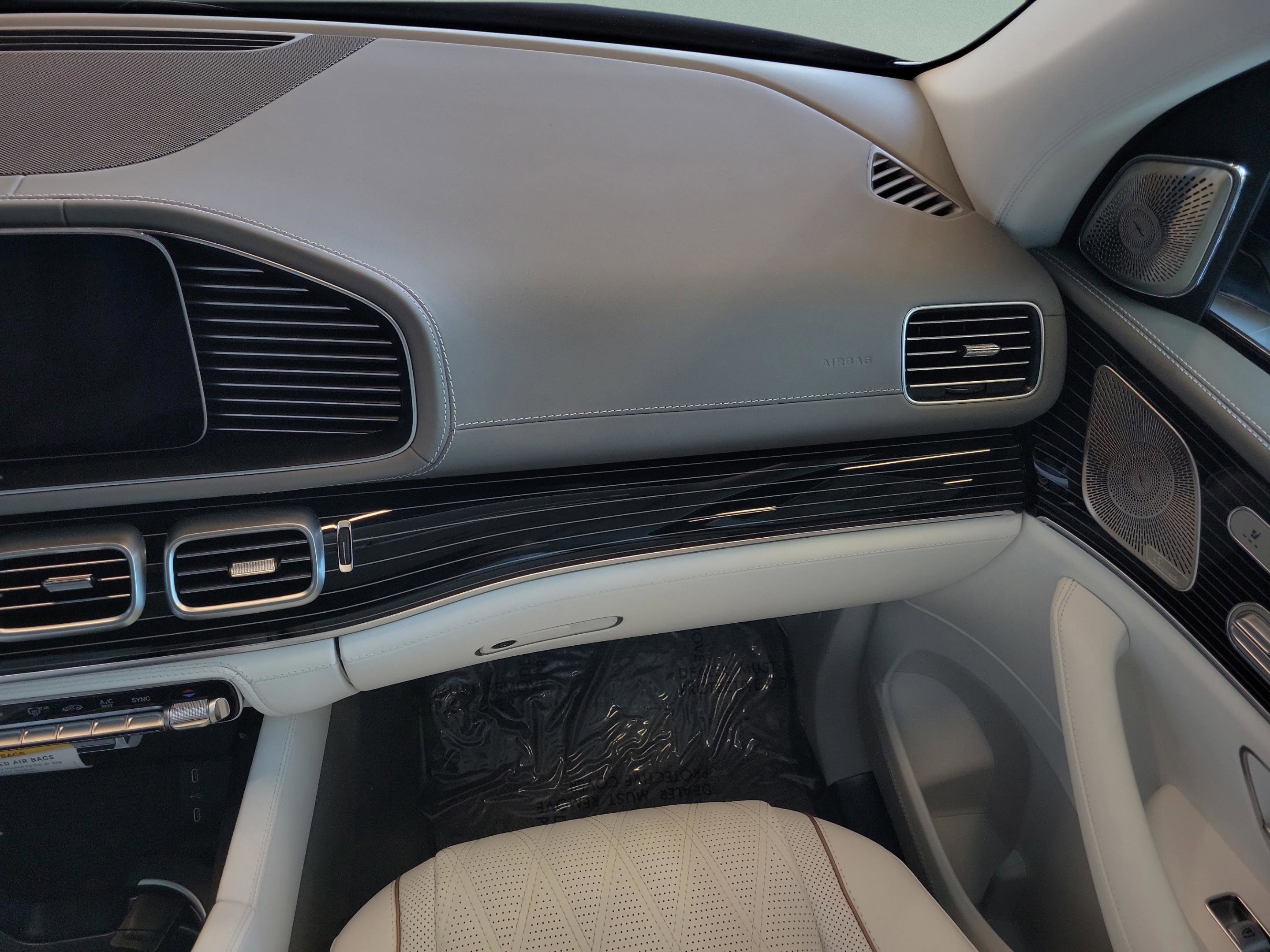 New 2026 Mercedes-Benz Maybach GLS 600 4MATIC image 13