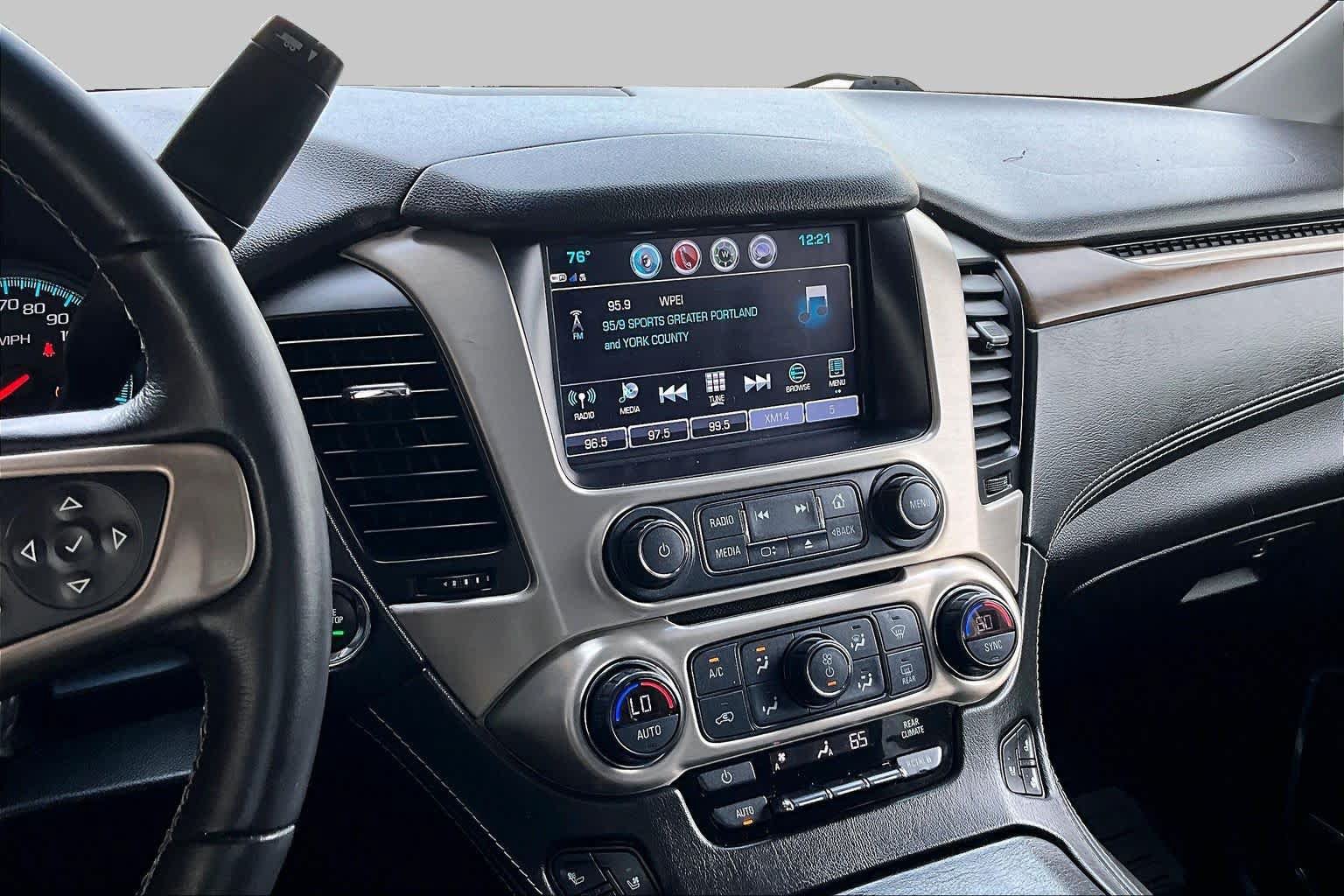 Used 2019 GMC Yukon Denali AWD/4WD image 7