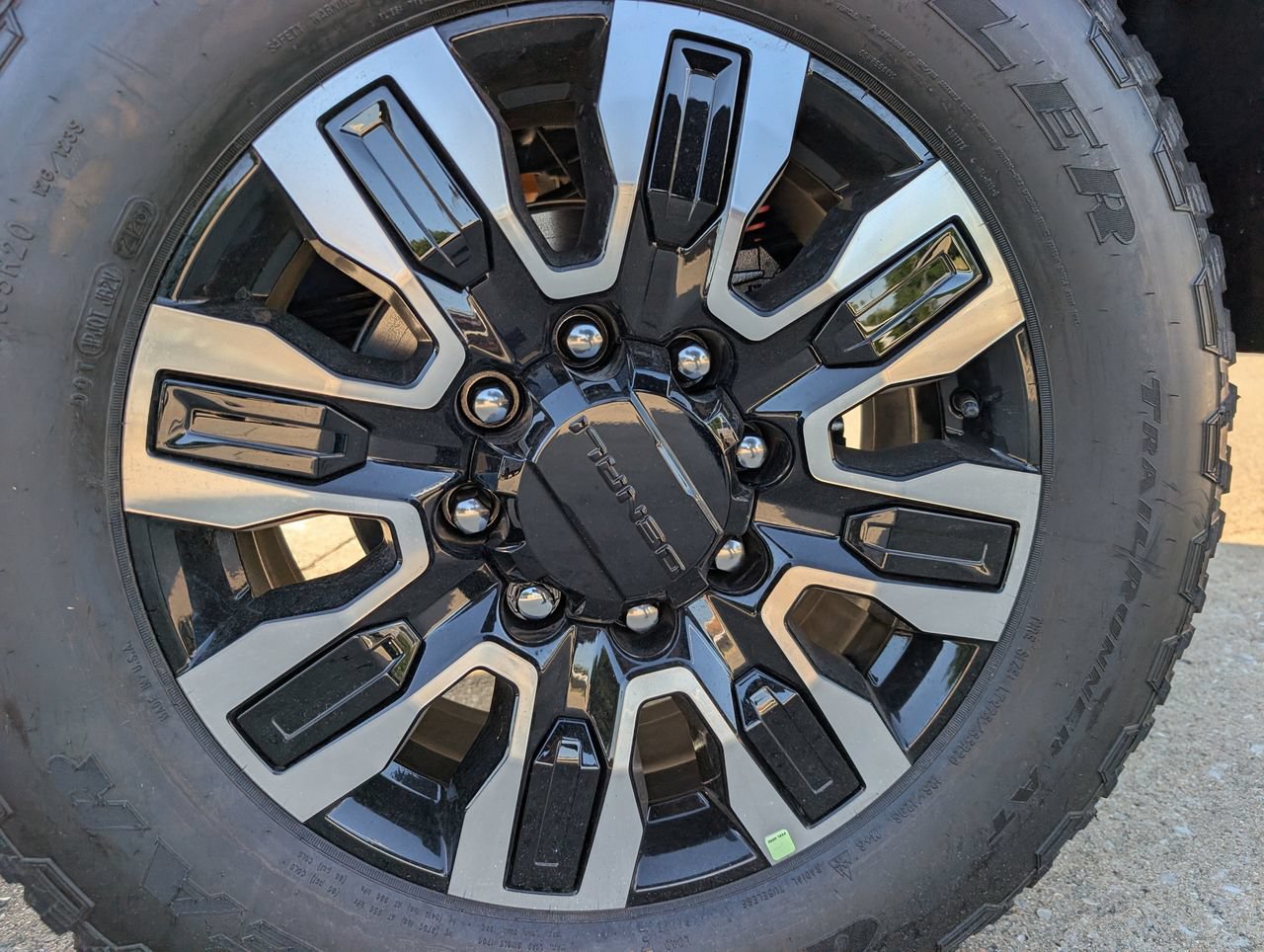 New 2026 GMC Sierra 2500 Denali Ultimate AWD/4WD image 6