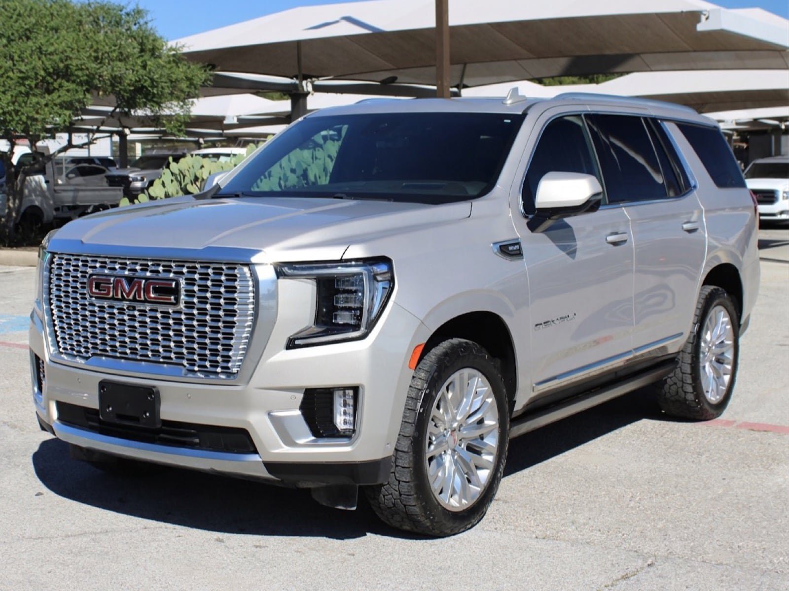 Used 2024 GMC Yukon Denali w/ Advanced Technology Package