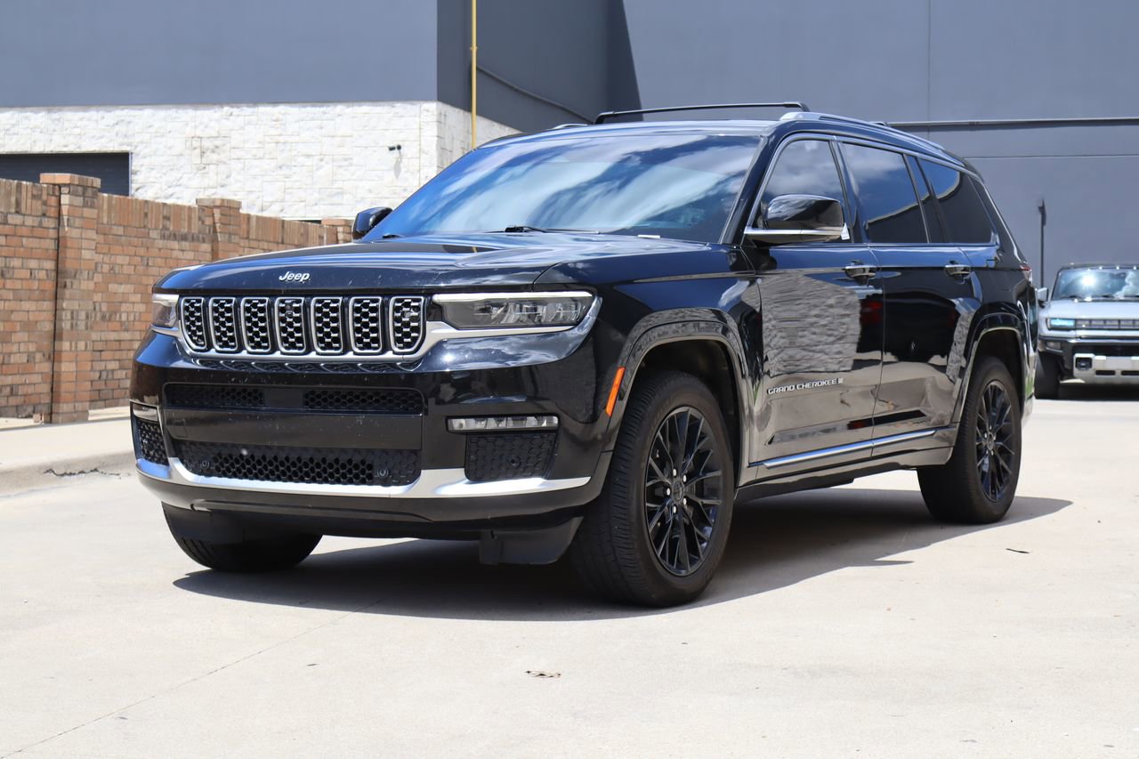 Used 2021 Jeep Grand Cherokee L Summit w/ Advanced Protech Group IV AWD/4WD image 2
