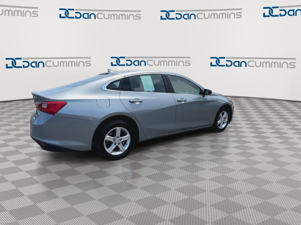 Used 2024 Chevrolet Malibu LT FWD image 9