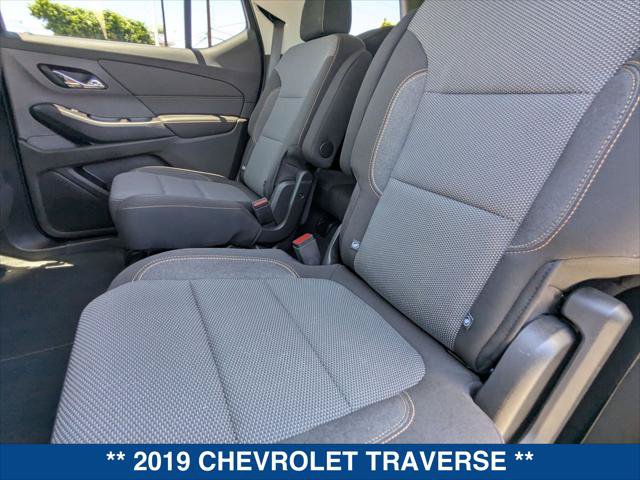 Used 2019 Chevrolet Traverse LT w/ LPO, Cargo Package FWD image 21