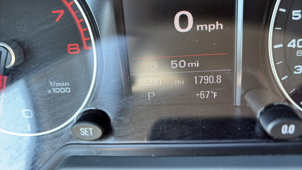 Used 2015 Audi Q5 3.0T Premium Plus w/ Technology Package AWD/4WD image 23