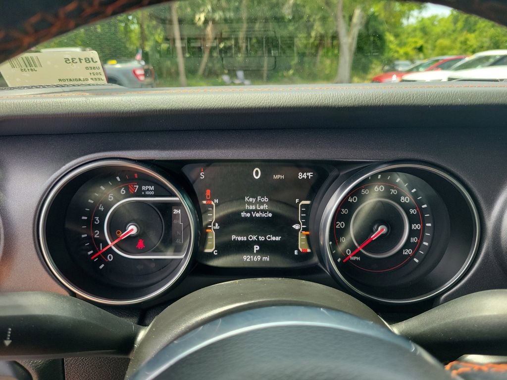 Used 2021 Jeep Gladiator Mojave AWD/4WD image 28