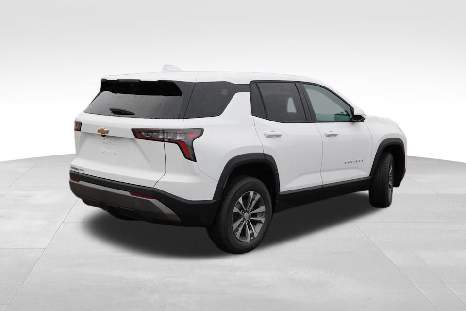 New 2026 Chevrolet Equinox LT w/ Safety and Technology Package image 3