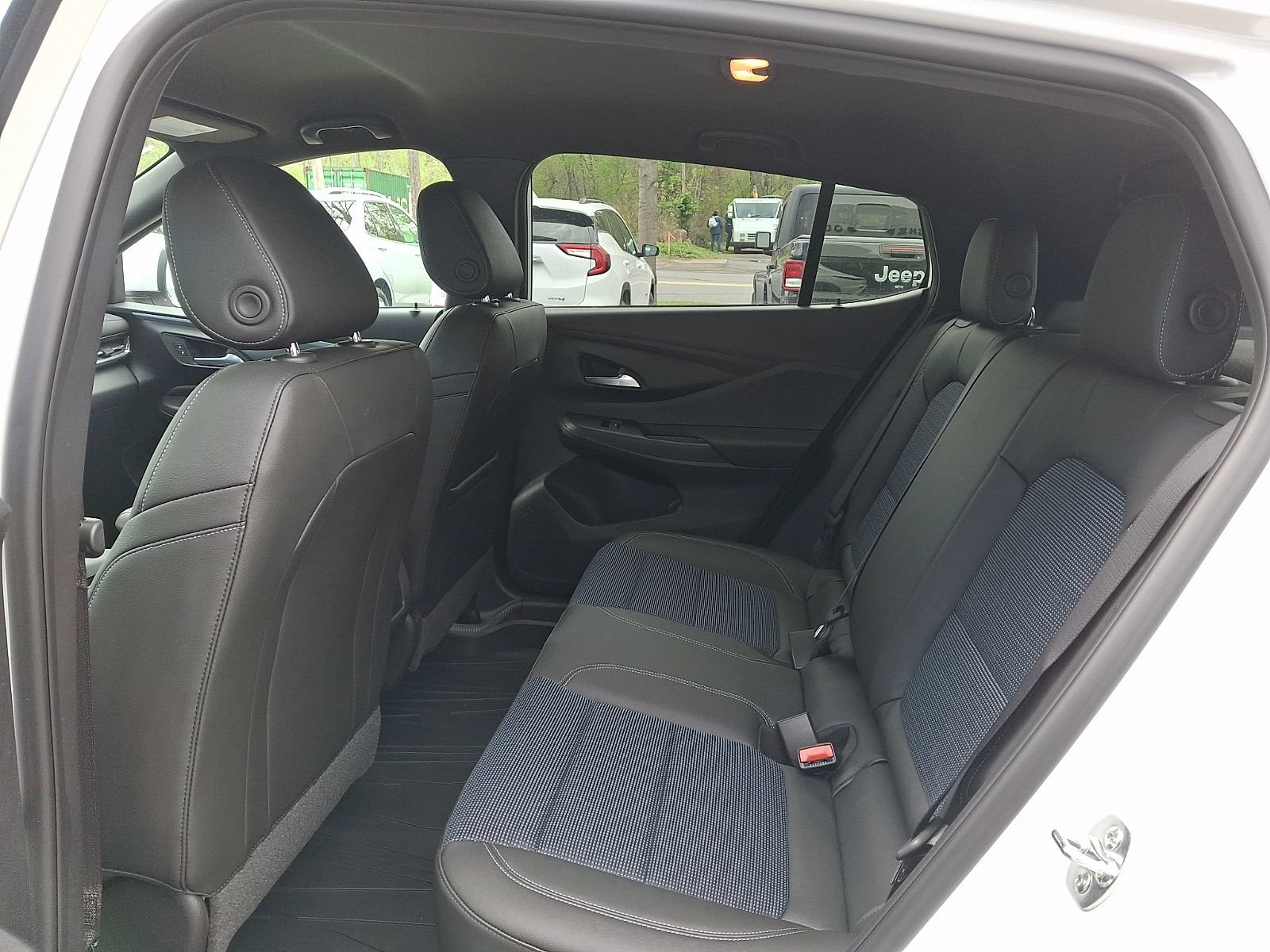 New 2026 Buick Envista Preferred w/ Convenience I Package FWD image 10