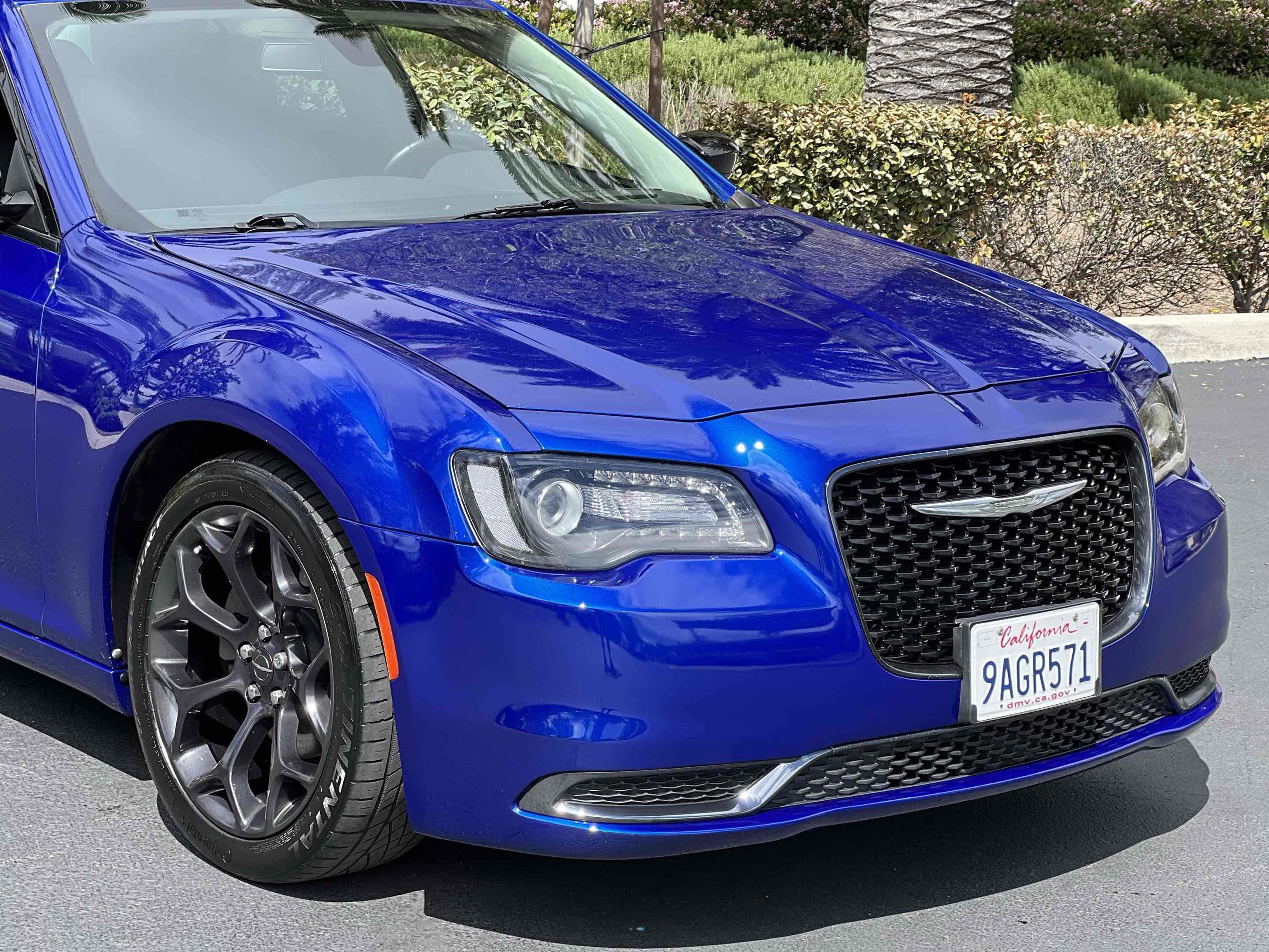Used 2019 Chrysler 300 Touring w/ Sport Appearance Package image 46