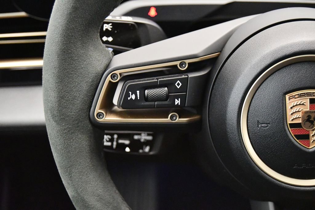 Certified 2025 Porsche Taycan 4S image 28