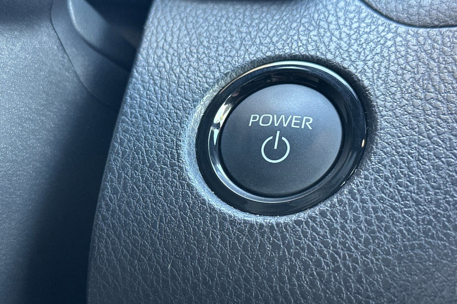 Used 2025 Toyota Camry SE image 22