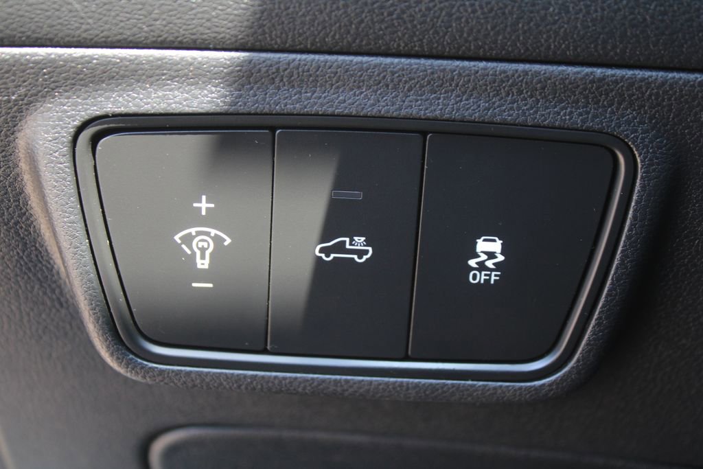 Used 2023 Hyundai Santa Cruz SEL Premium AWD/4WD image 24