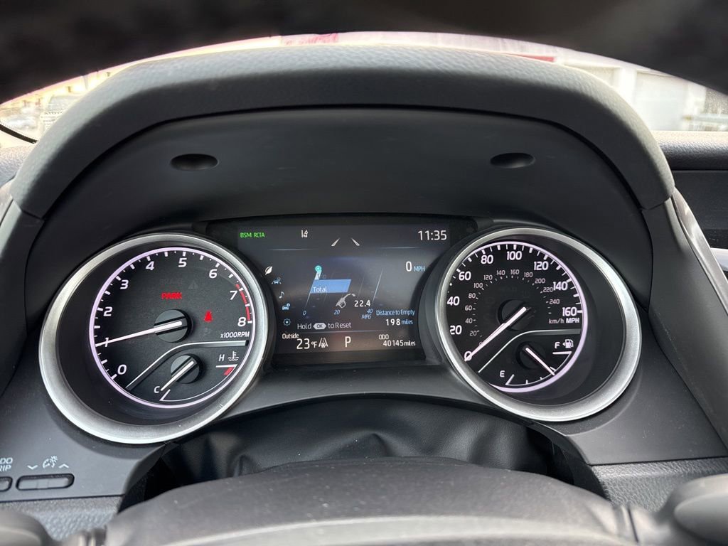 Certified 2021 Toyota Camry XLE image 27