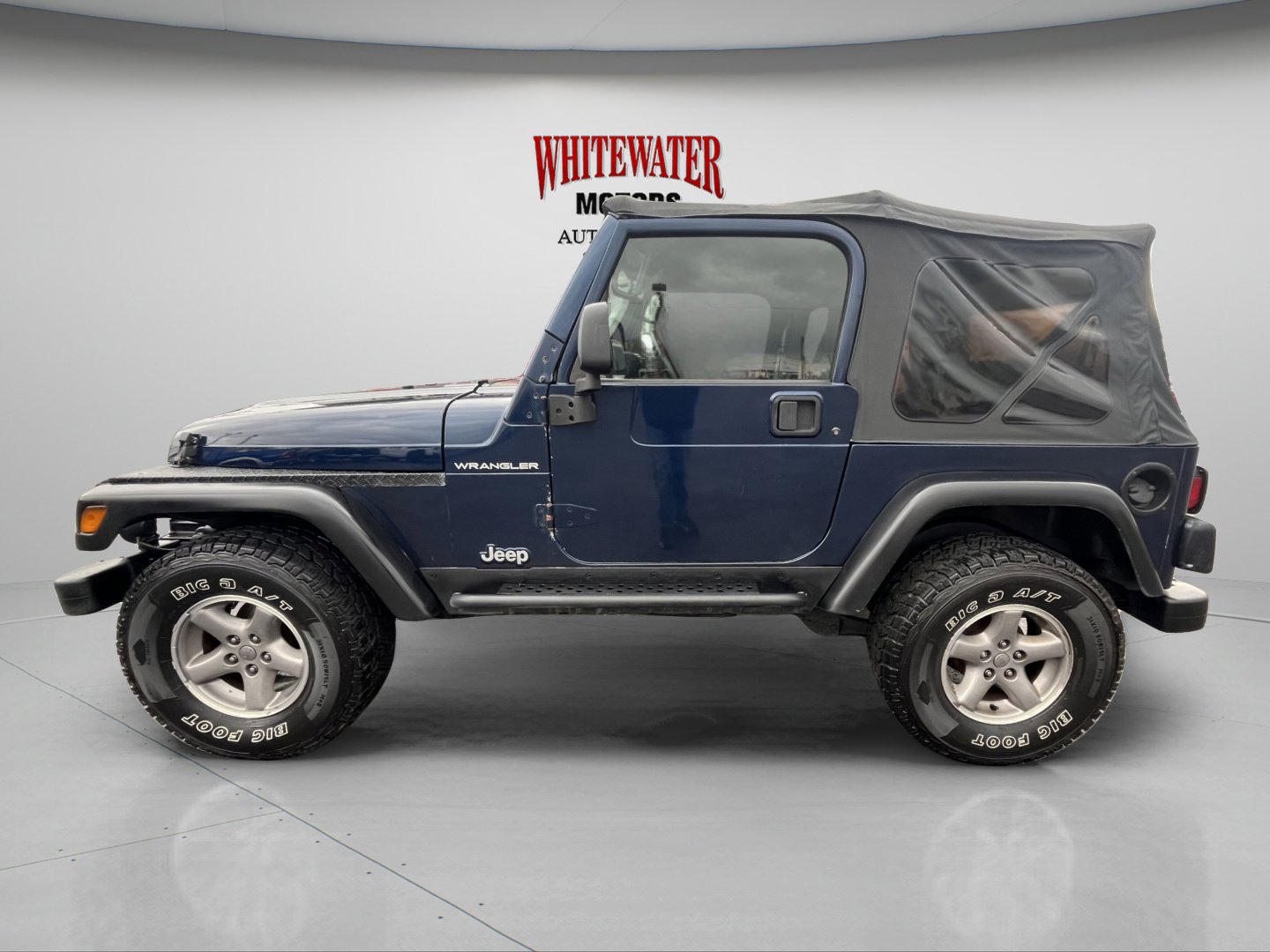 Used 2000 Jeep Wrangler SE image 3