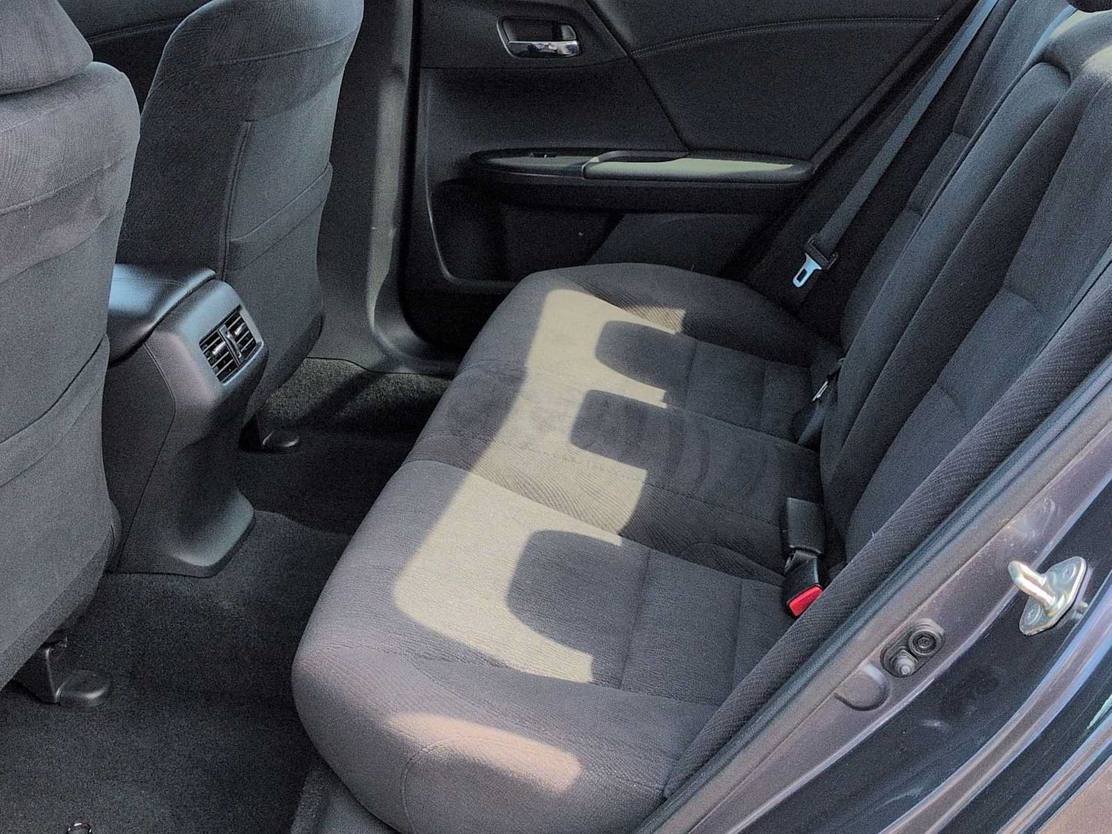 Used 2015 Honda Accord Hybrid Sedan image 20