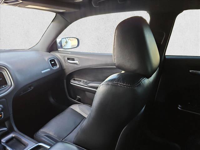 Used 2021 Dodge Charger SXT w/ Leather Interior Group RWD image 5