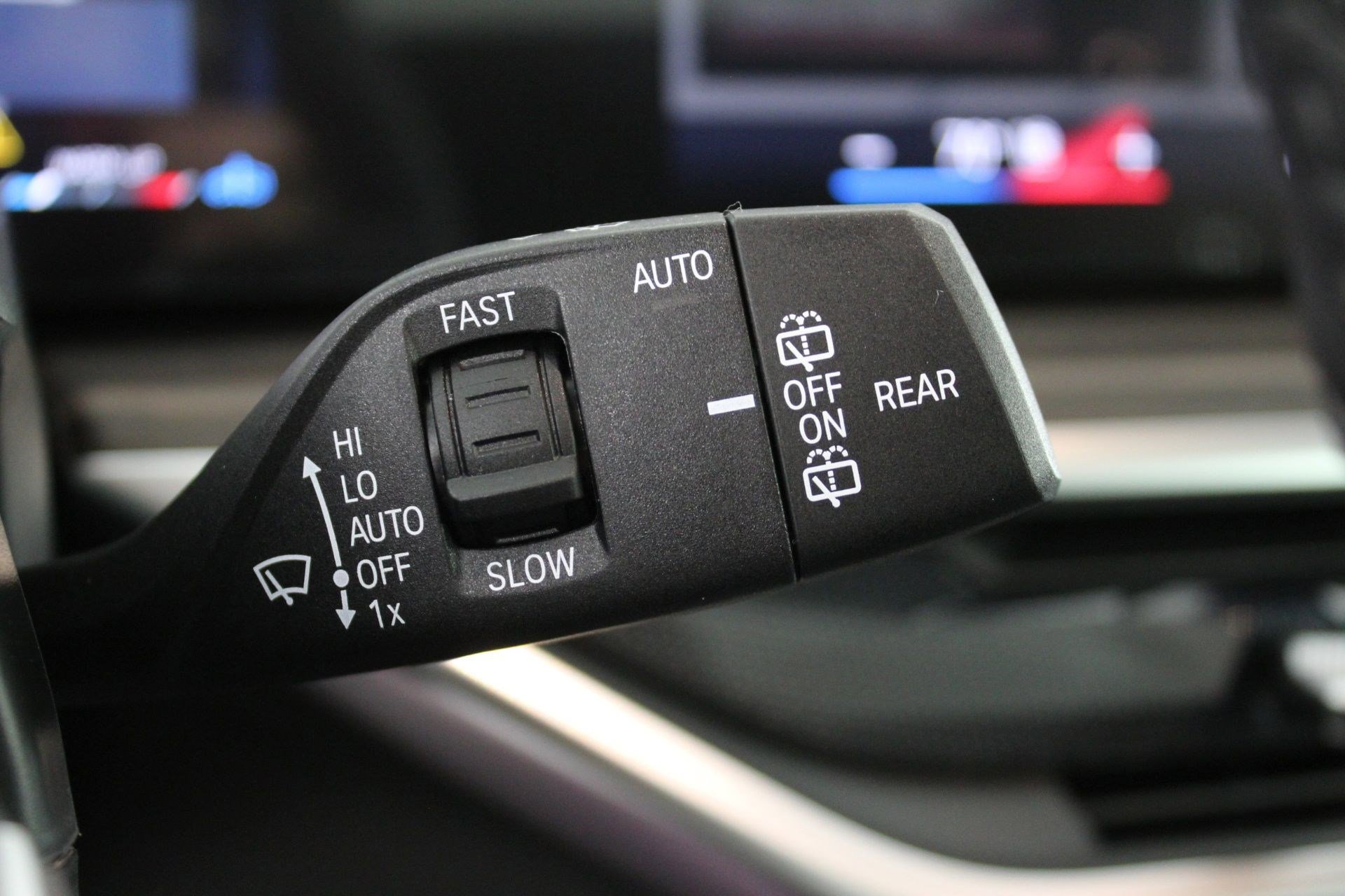 New 2026 BMW X5 xDrive40i w/ Climate Comfort Package AWD/4WD image 30