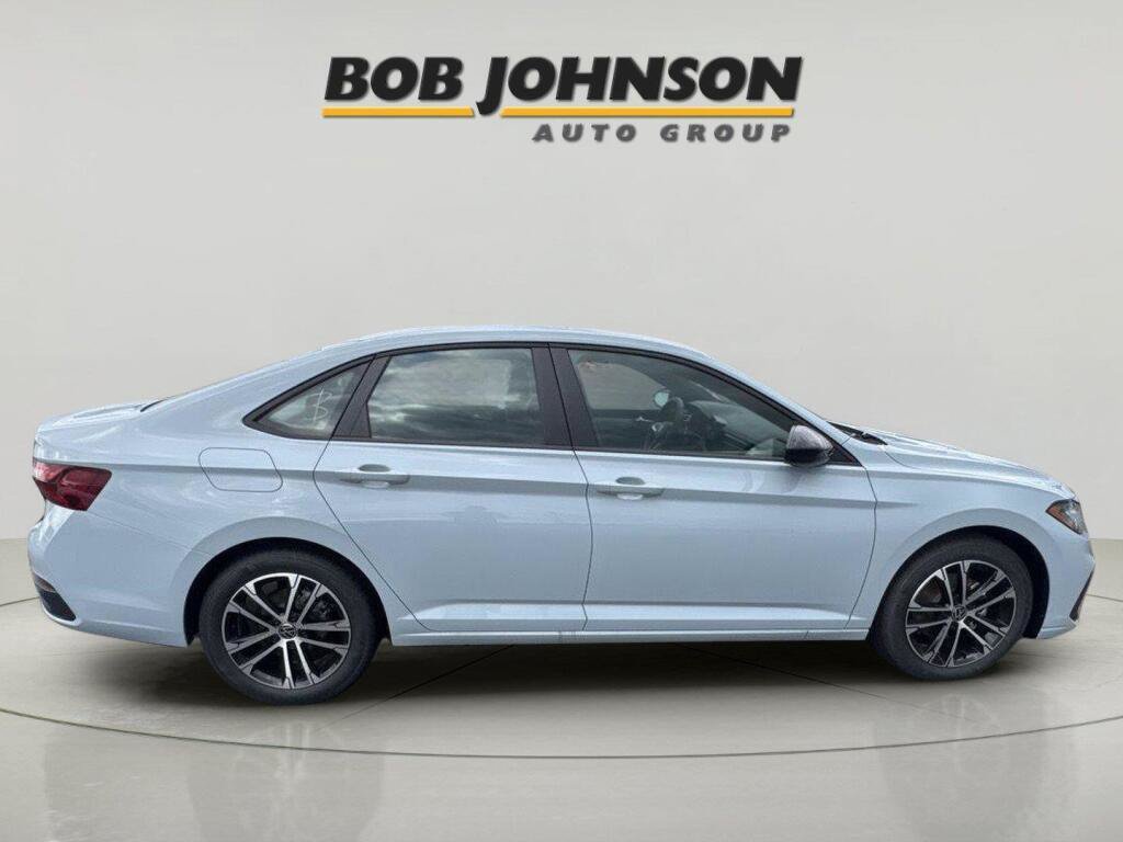 New 2026 Volkswagen Jetta Sport FWD image 8