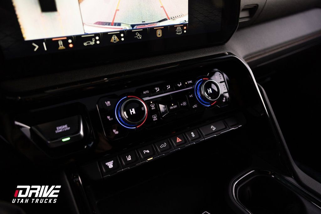 Used 2025 GMC Sierra 3500 AT4 w/ AT4 Premium Plus Package image 31