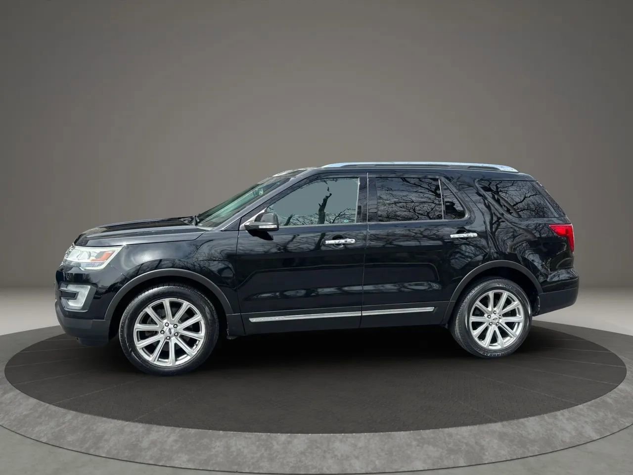Used 2016 Ford Explorer Limited AWD/4WD image 8