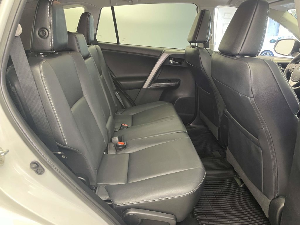 Used 2017 Toyota RAV4 Platinum w/ All Weather Liner Package AWD/4WD image 20