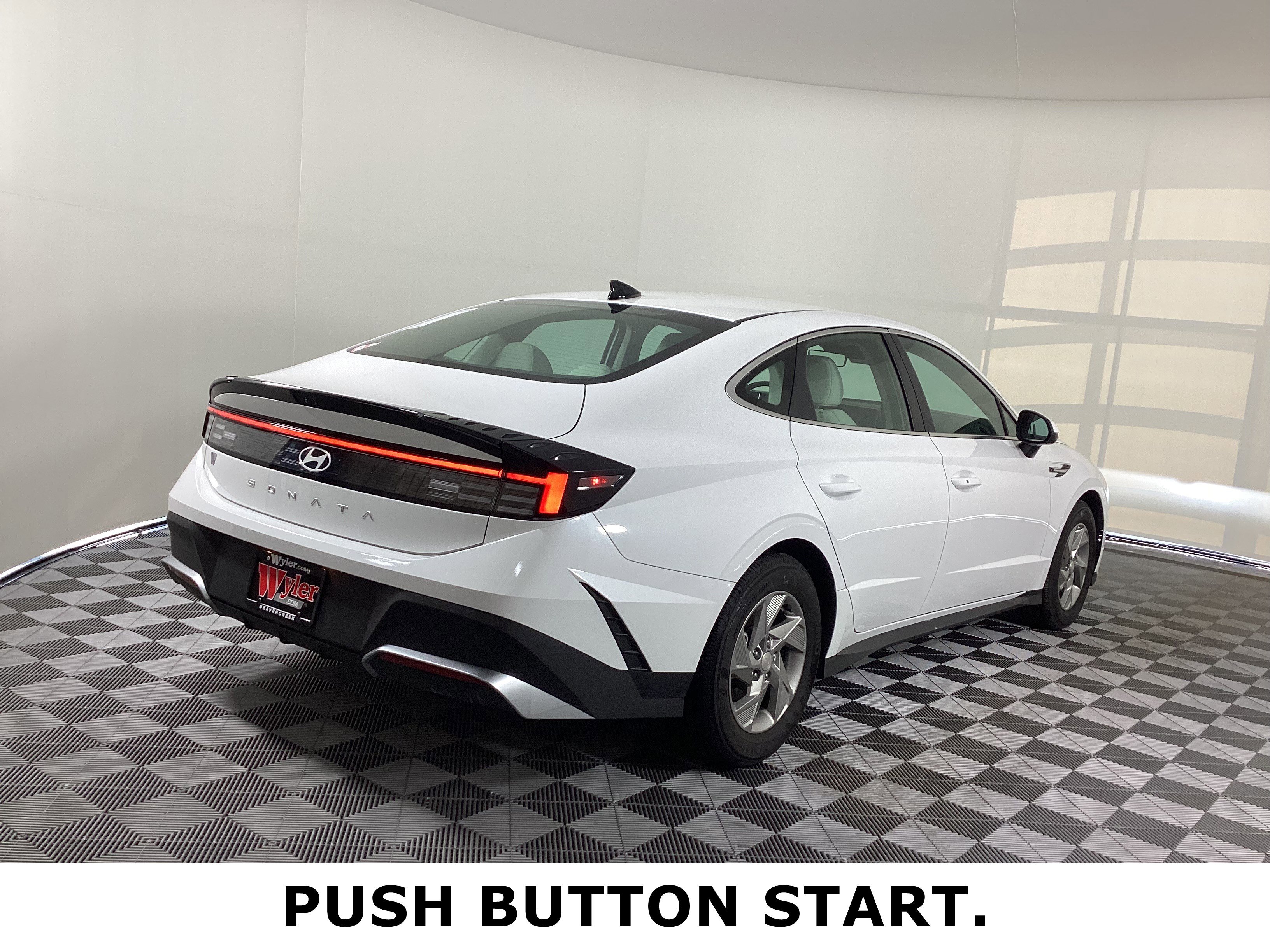 Certified 2025 Hyundai Sonata SE image 5