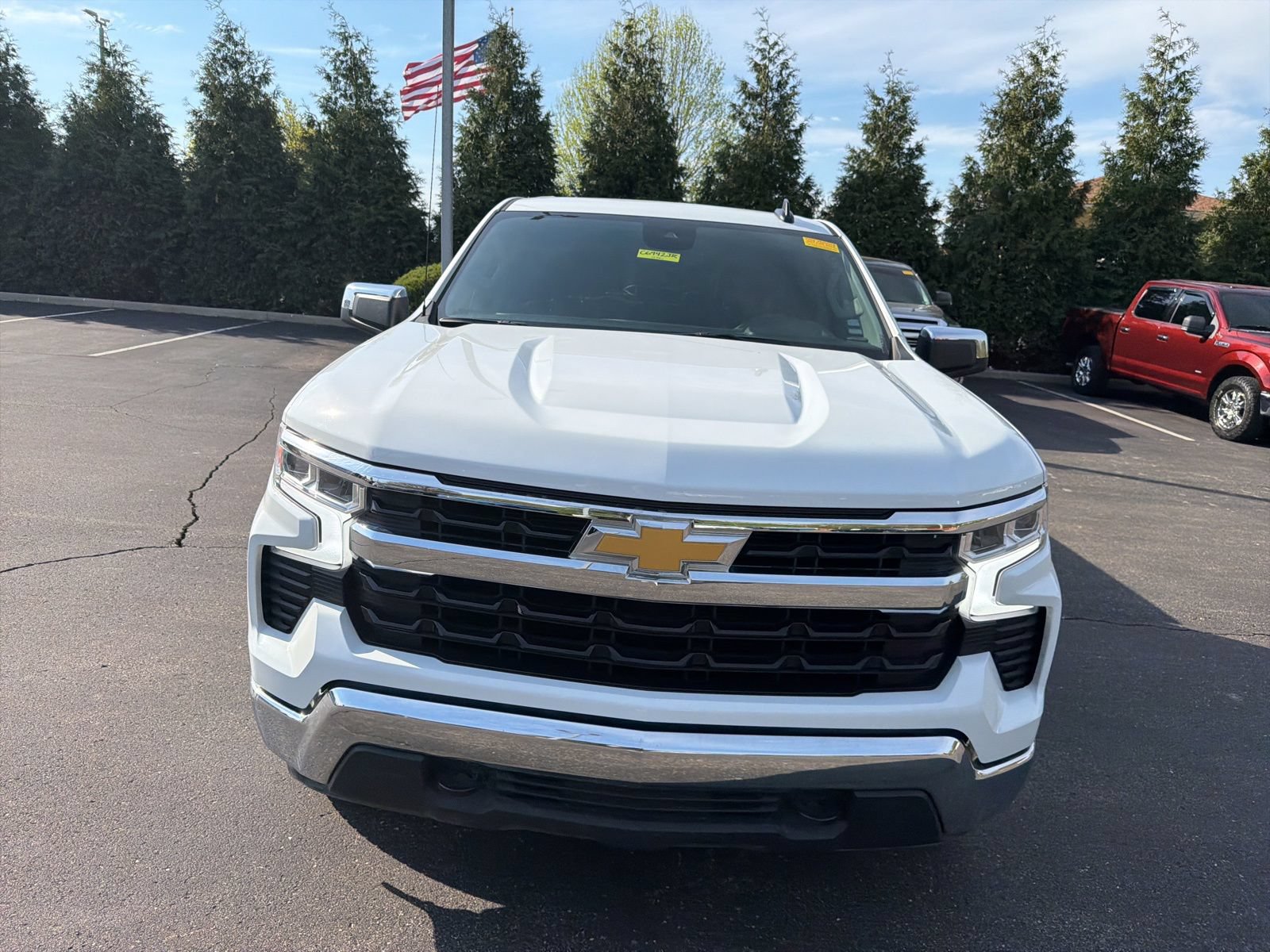 Used 2026 Chevrolet Silverado 1500 LT AWD/4WD image 8