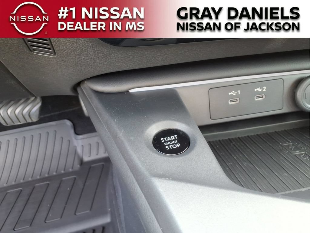 New 2026 Nissan Sentra SV w/ SV Convenience Package FWD image 15
