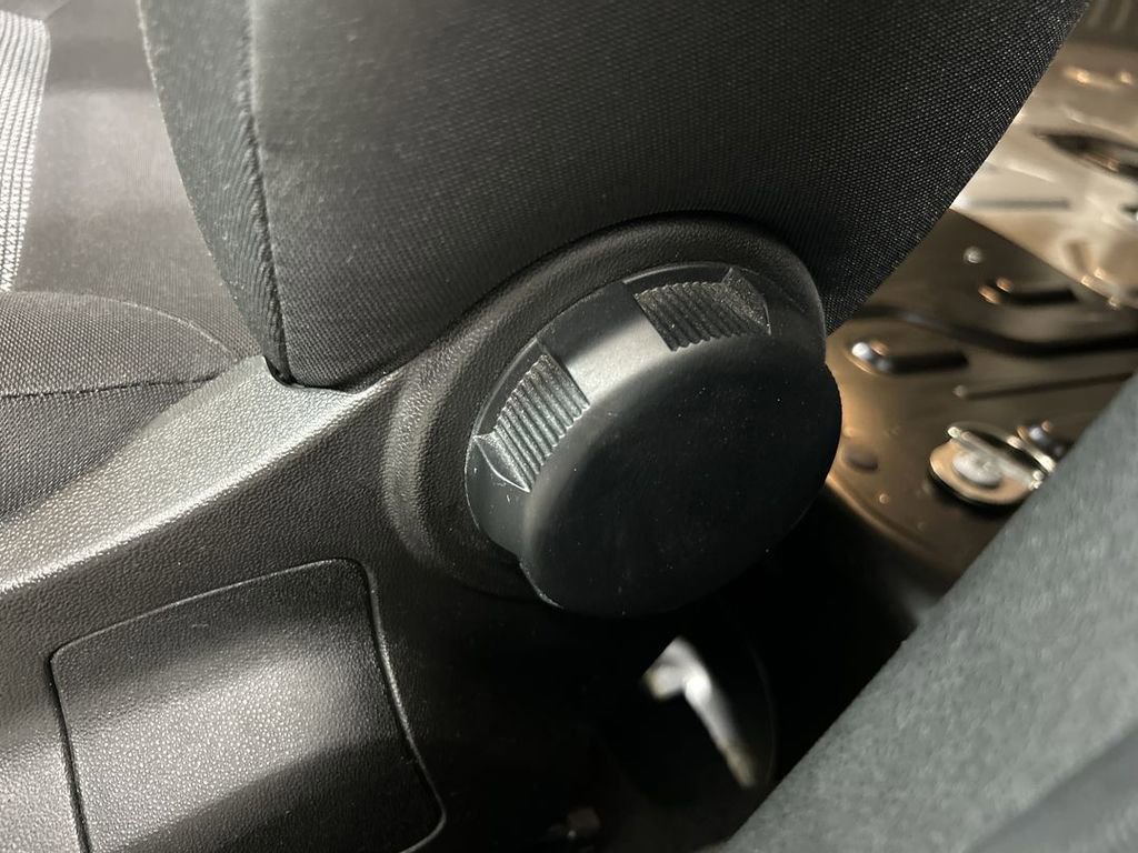 Used 2019 RAM ProMaster City Tradesman FWD image 10