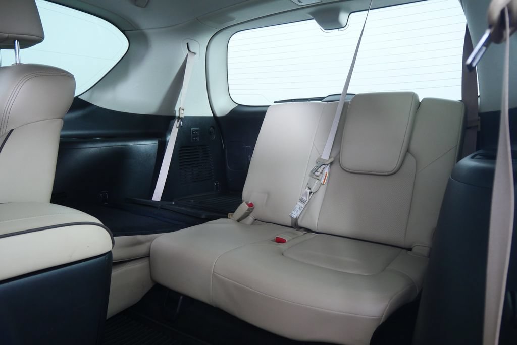 Used 2021 Nissan Armada Platinum w/ Captain's Chairs Package RWD image 17