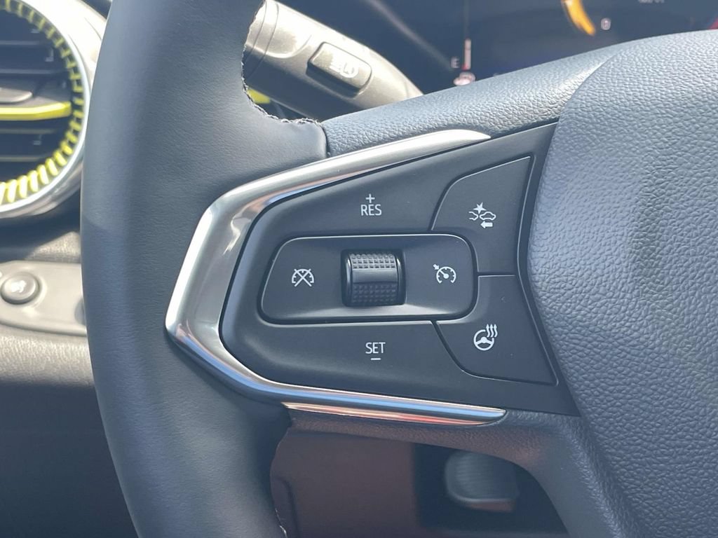 New 2026 Chevrolet Trax LT w/ Driver Confidence Package FWD image 24