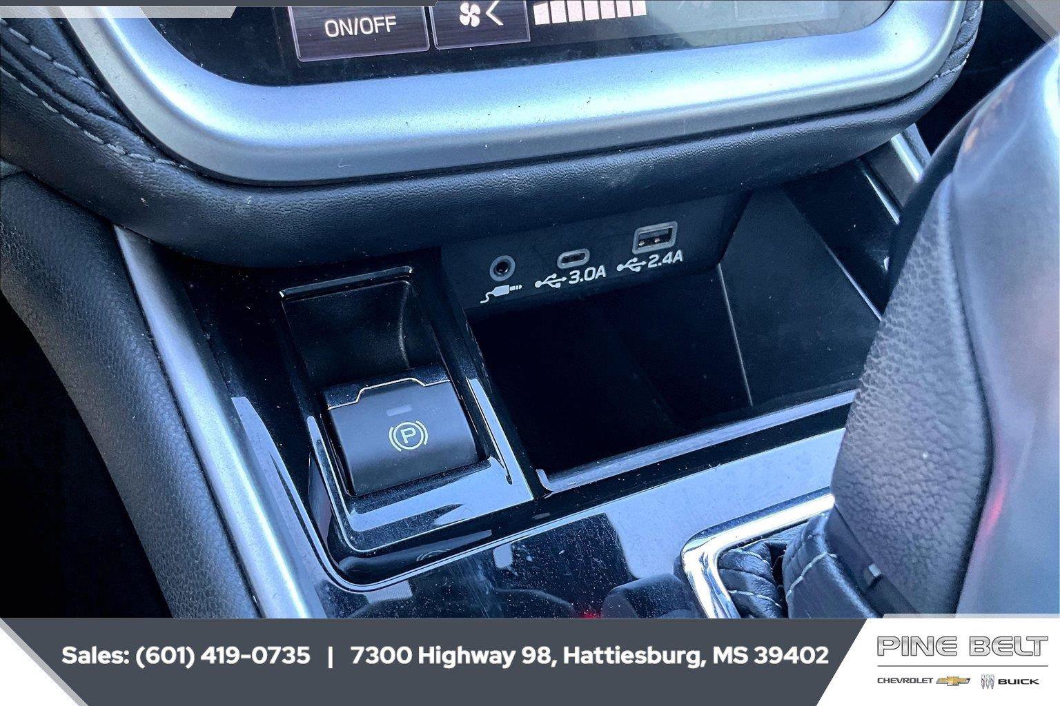 Used 2023 Subaru Outback Touring AWD/4WD image 24