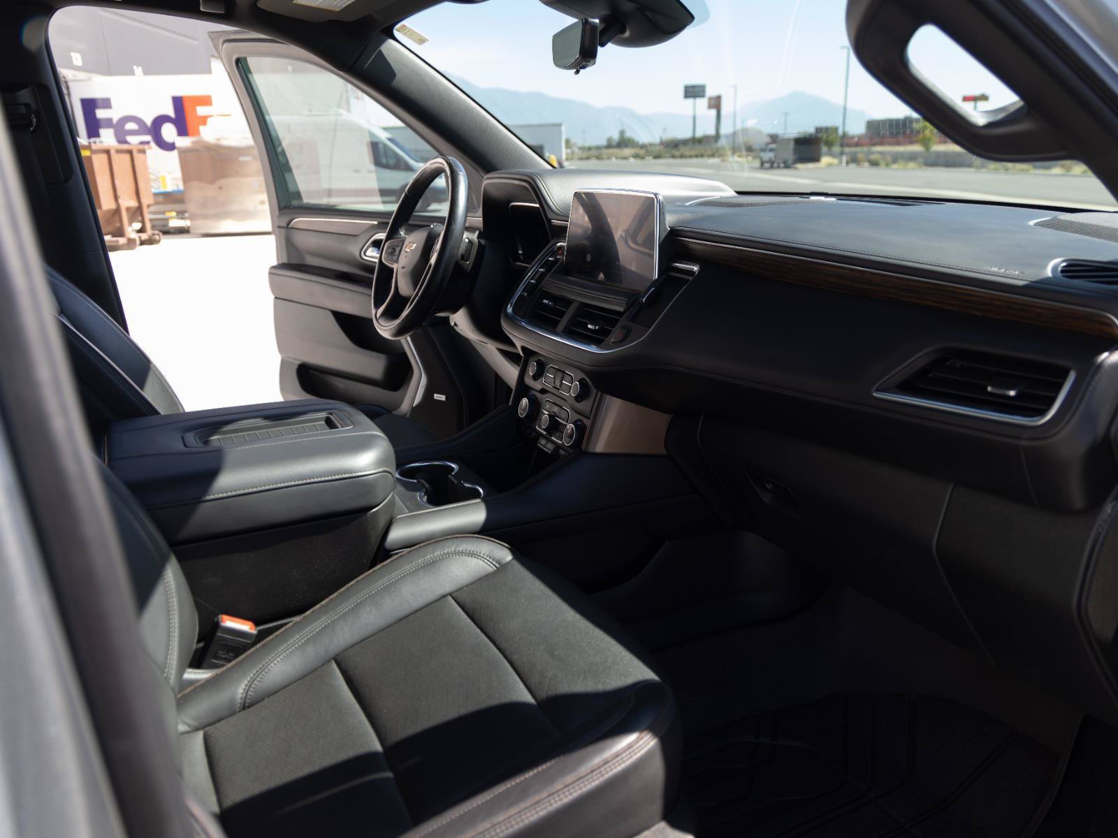 Used 2024 Chevrolet Tahoe High Country w/ Advanced Technology Package AWD/4WD image 36