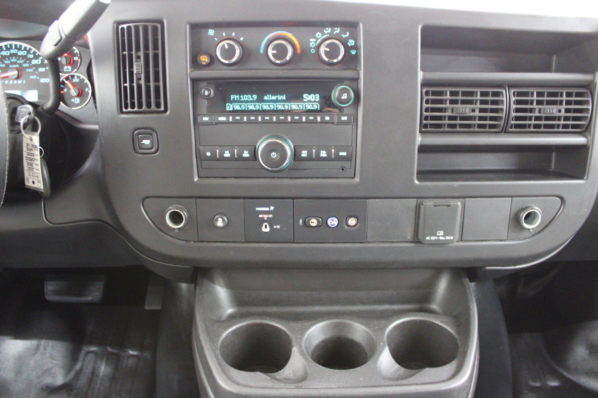 Used 2020 Chevrolet Express 2500 w/ Enhanced Convenience Package image 20