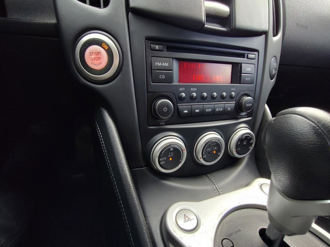 Used 2015 Nissan 370Z Coupe image 22