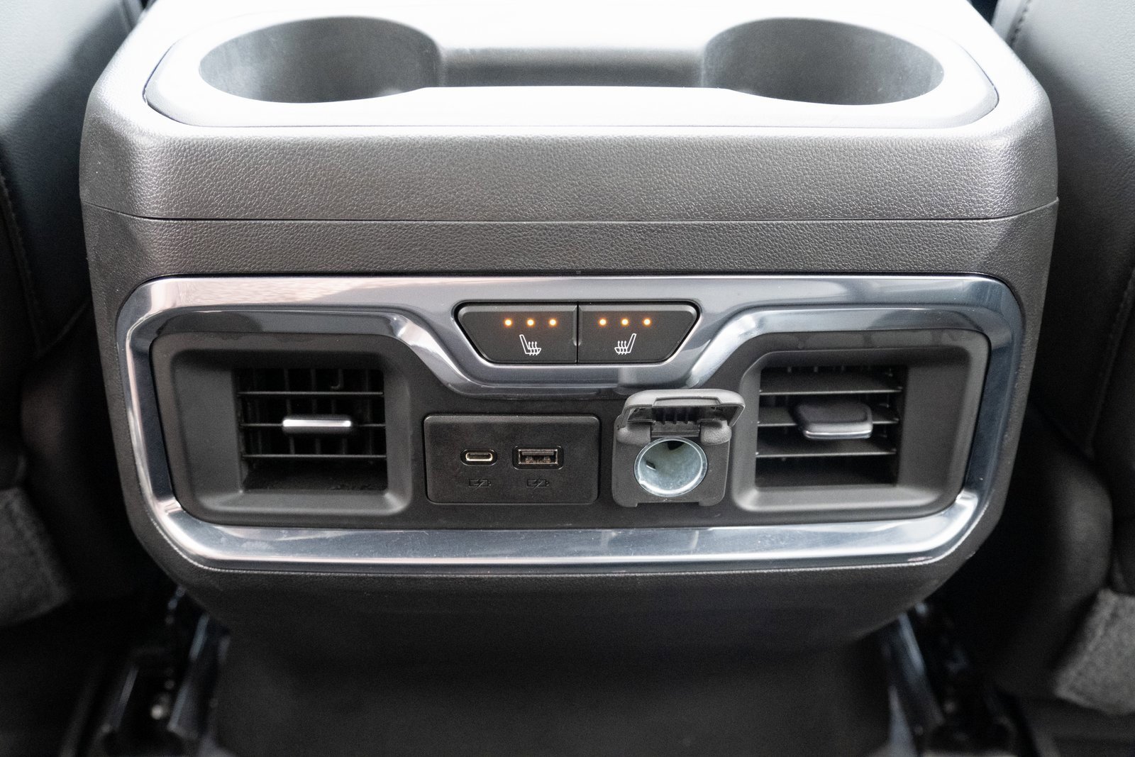 Used 2020 Chevrolet Silverado 3500 High Country w/ Technology Package image 21