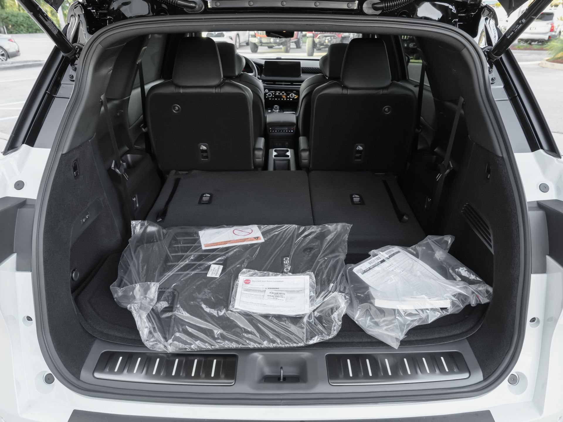 New 2027 INFINITI QX60 Autograph w/ Dark Cargo Package AWD/4WD image 32