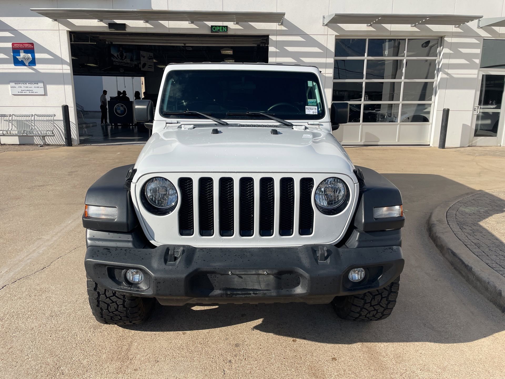 Used 2022 Jeep Wrangler Unlimited Sport image 2