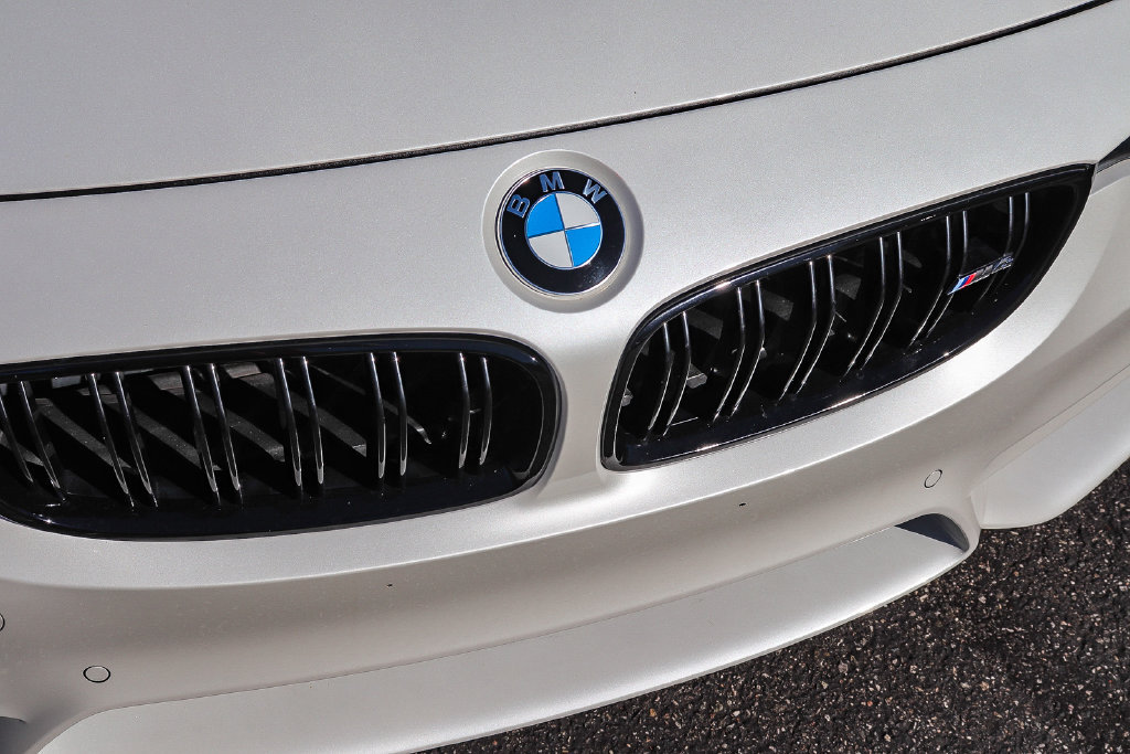 Used 2020 BMW M4 Coupe w/ Competition Package RWD image 11