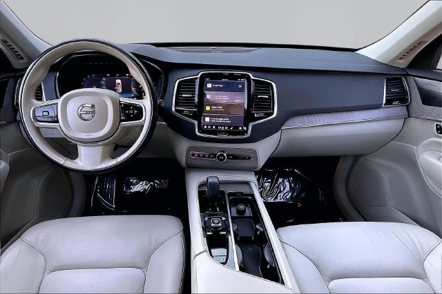 Used 2023 Volvo XC90 B6 Plus w/ Protection Package Premier AWD/4WD image 7