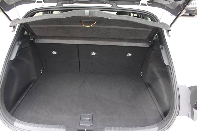 Used 2025 Toyota Corolla SE FWD image 15
