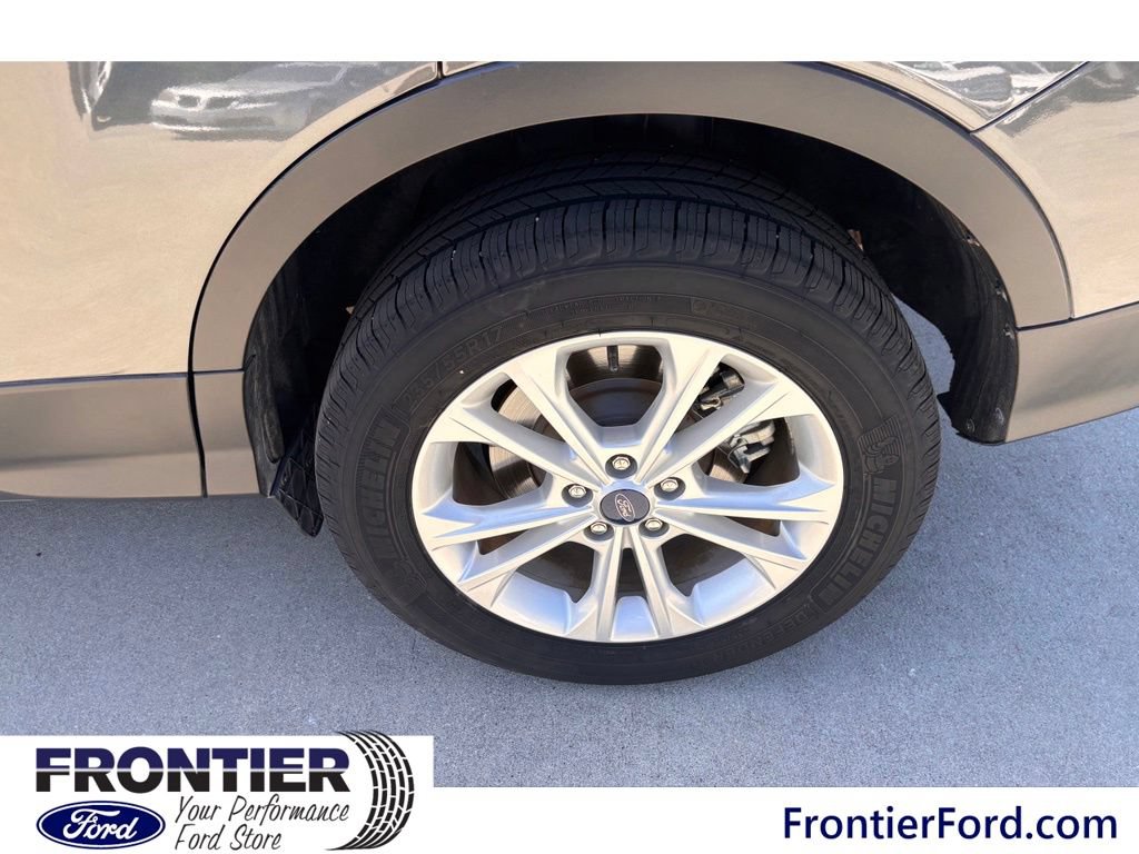 Used 2018 Ford Escape SE w/ SE Sync 3 Package FWD image 21