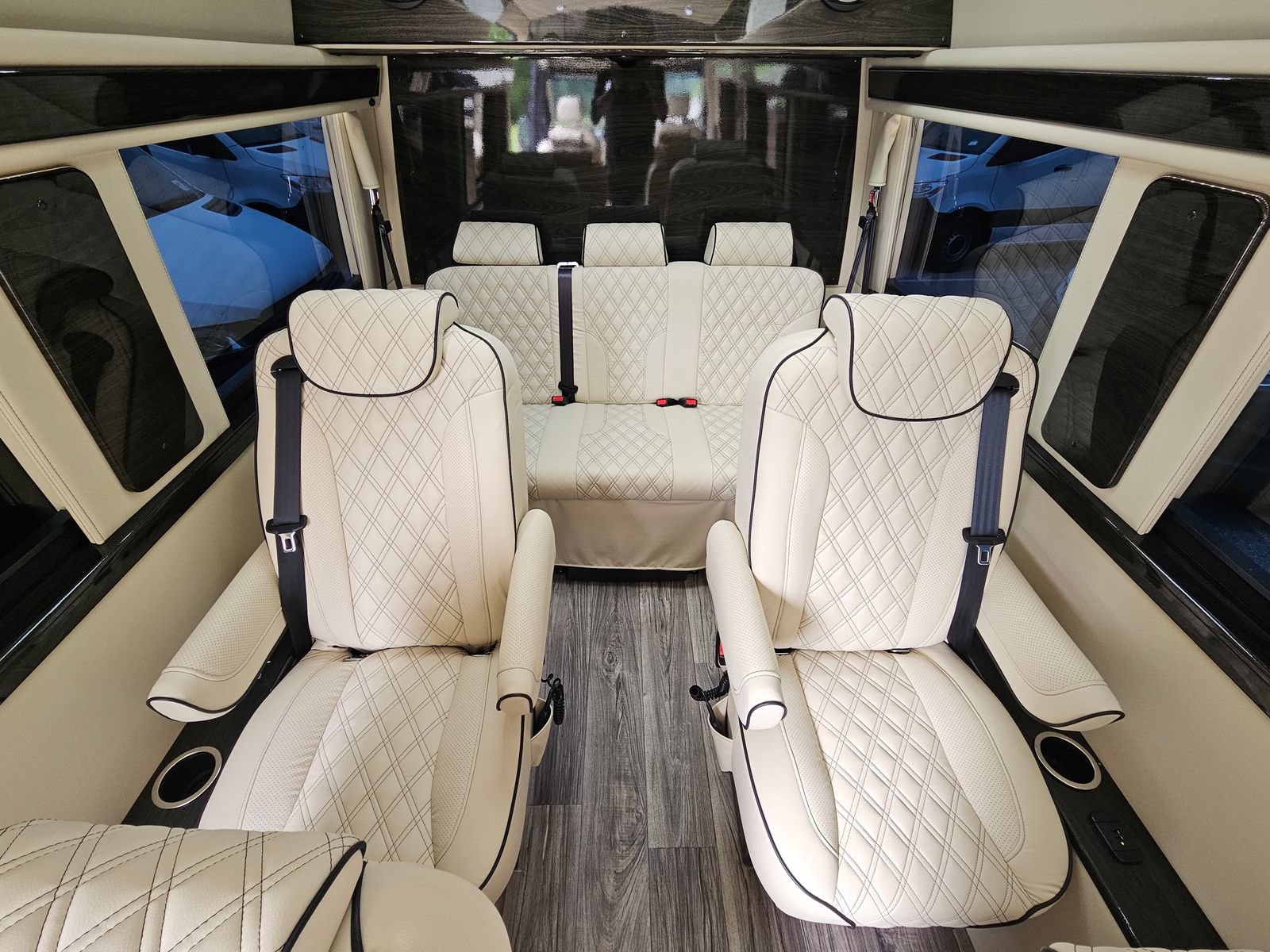 New 2024 Mercedes-Benz Sprinter 3500 image 39