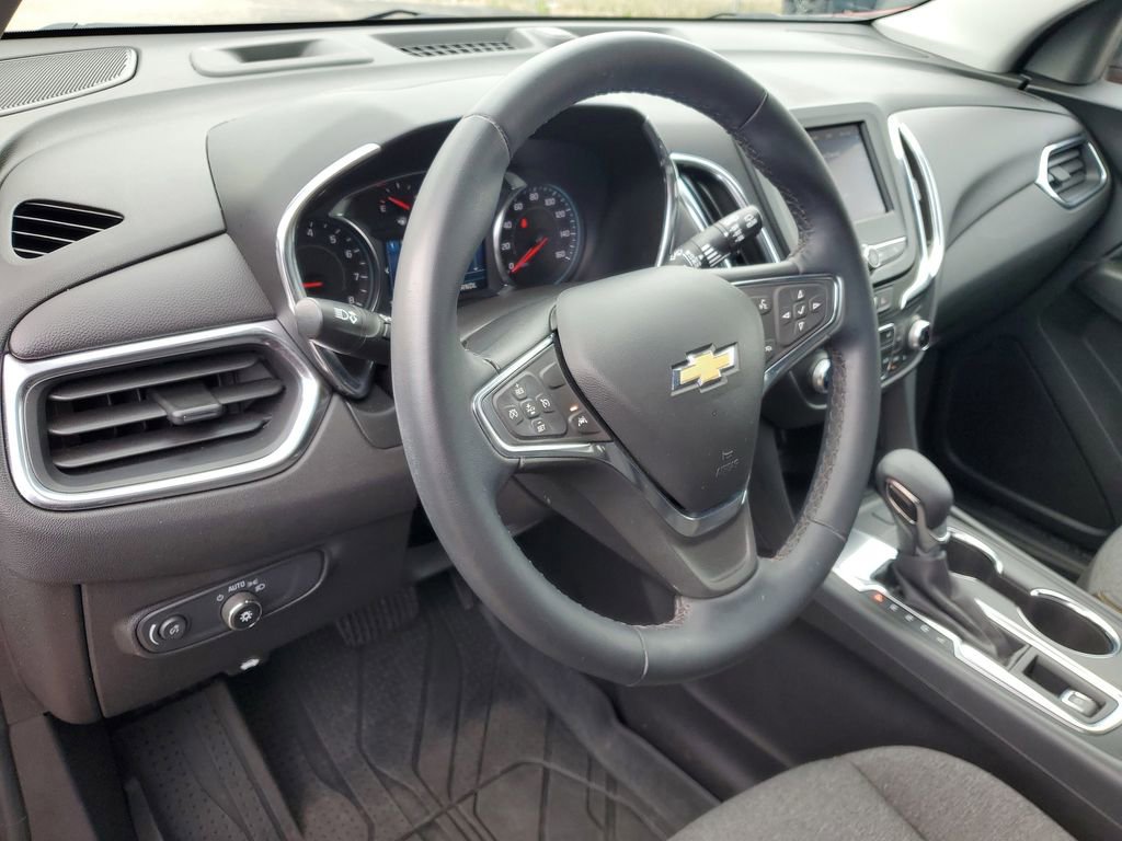 Certified 2024 Chevrolet Equinox LT w/ LPO, Floor Liner Package FWD image 8