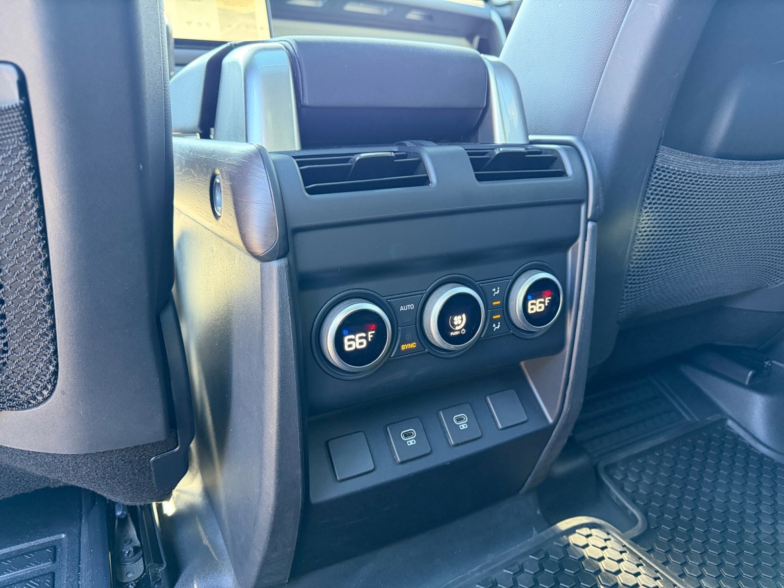 Used 2024 Land Rover Defender 130 S AWD/4WD image 18