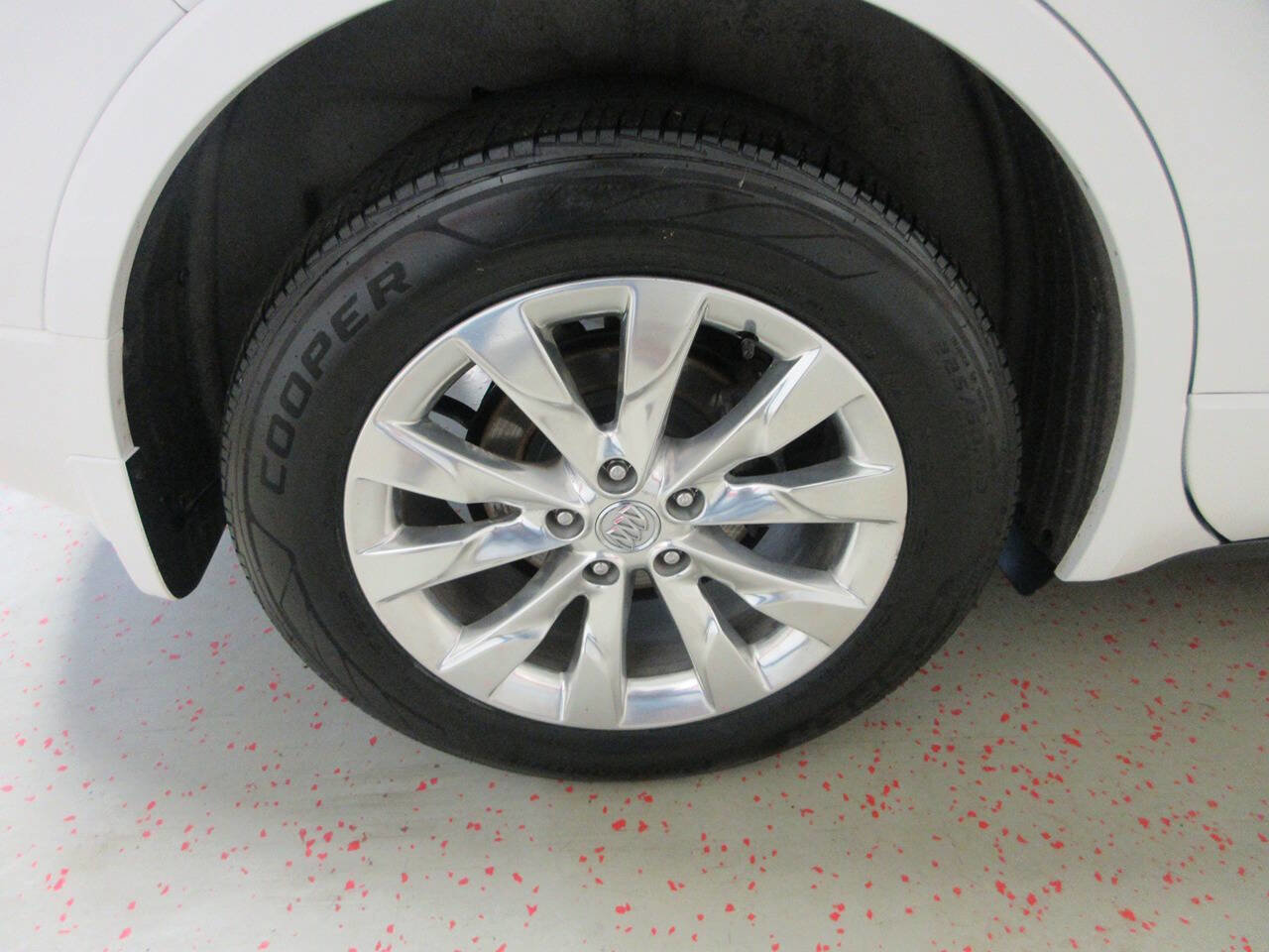Used 2017 Buick Envision Essence AWD/4WD image 27