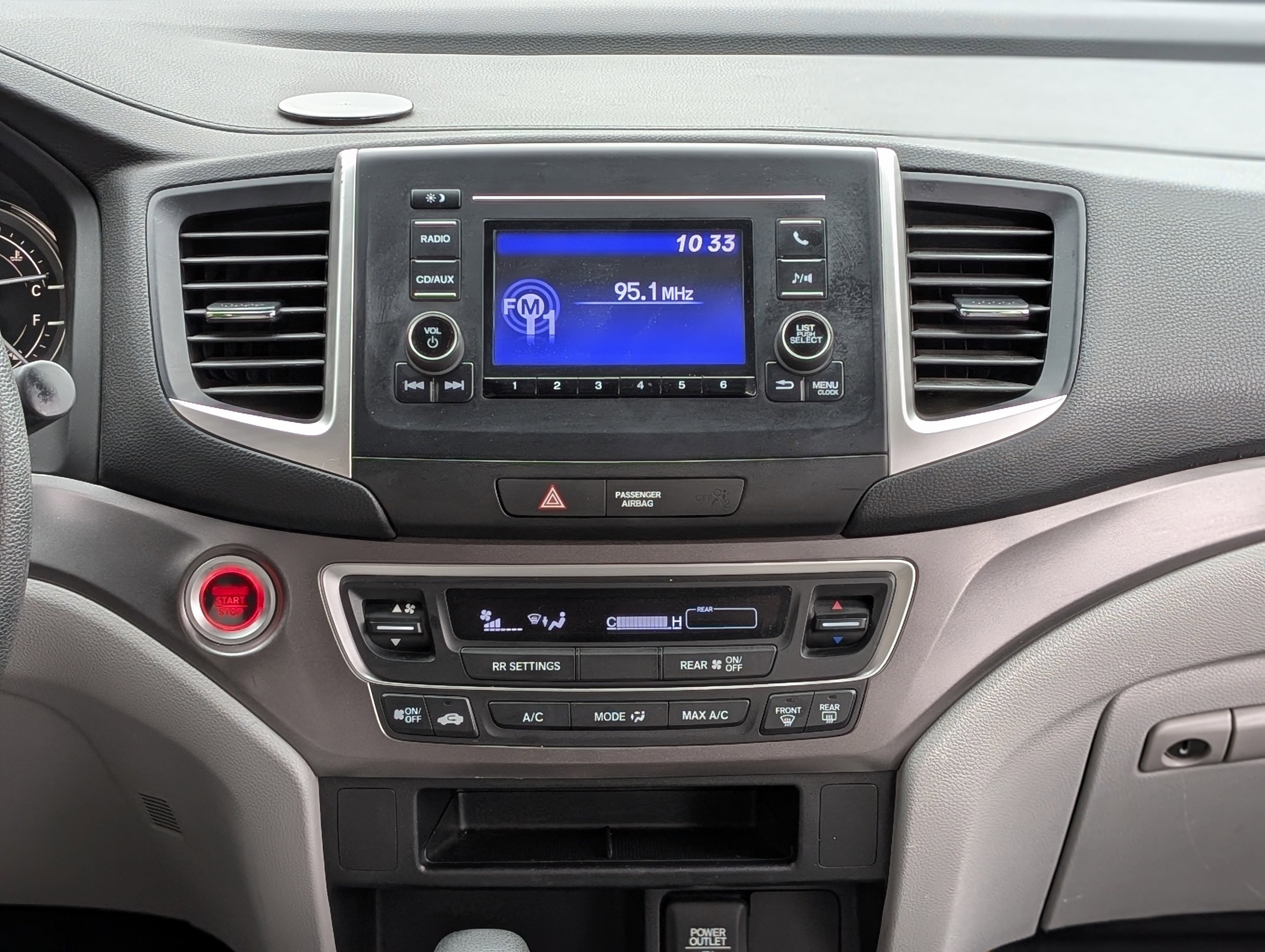 Used 2016 Honda Pilot LX image 27