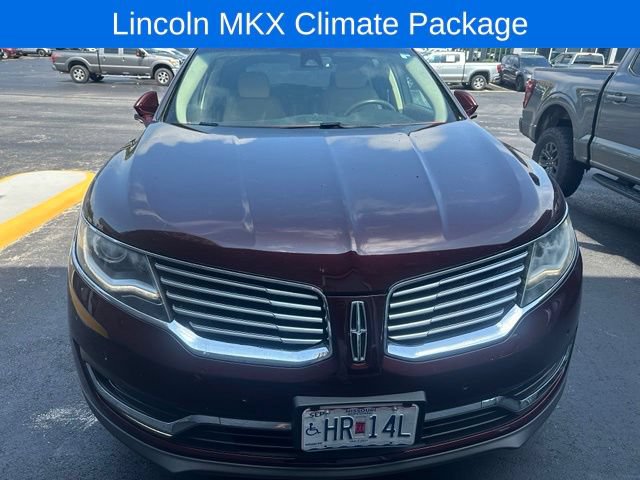 Used 2017 Lincoln MKX Reserve w/ Driver Assistance Package FWD video 2