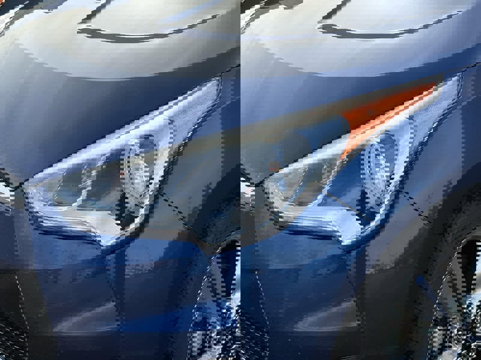 Used 2017 Hyundai Veloster Value Edition image 8